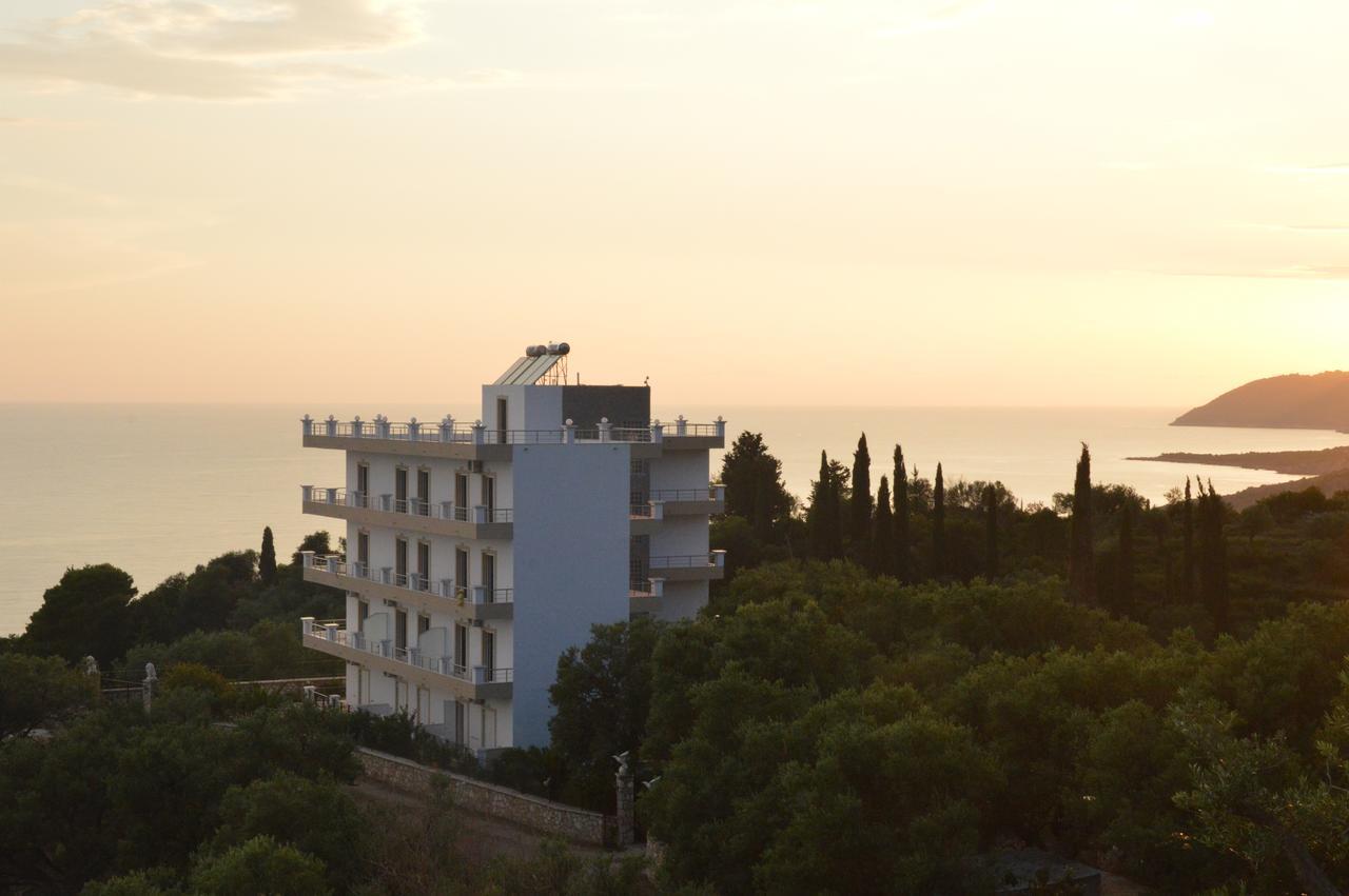 Mihalis Apartments Himare Ngoại thất bức ảnh
