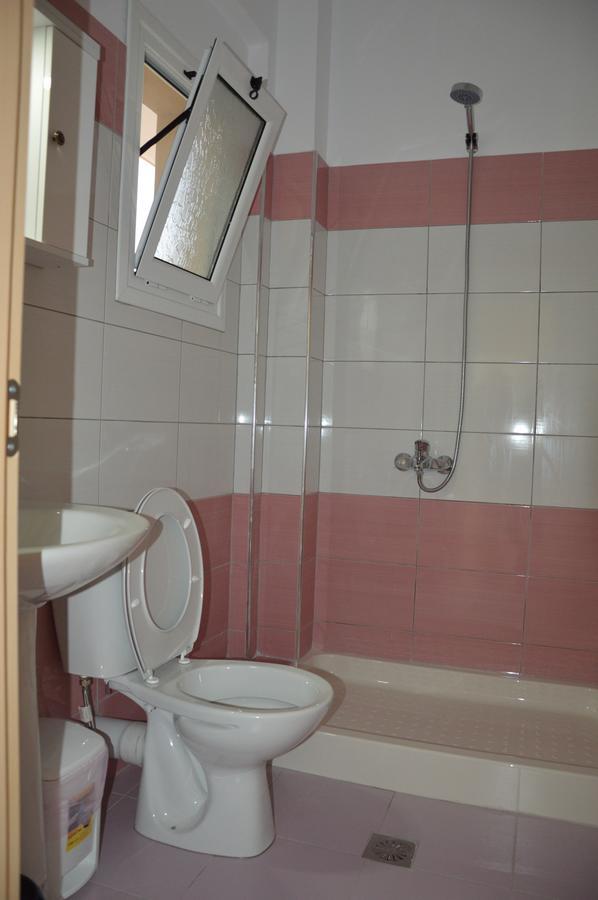 Mihalis Apartments Himare Ngoại thất bức ảnh