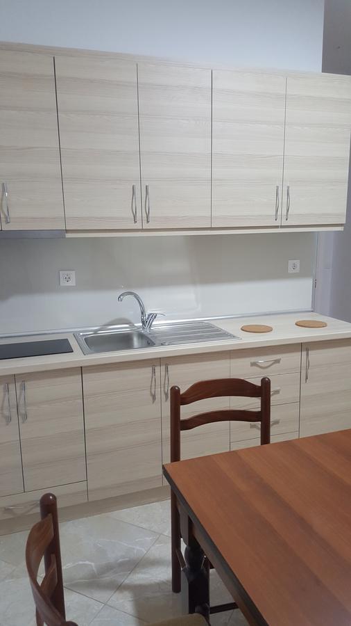 Mihalis Apartments Himare Ngoại thất bức ảnh