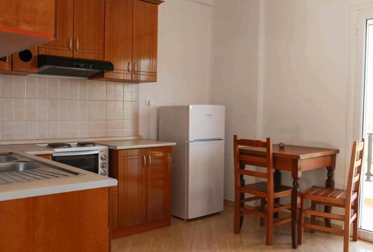 Mihalis Apartments Himare Ngoại thất bức ảnh