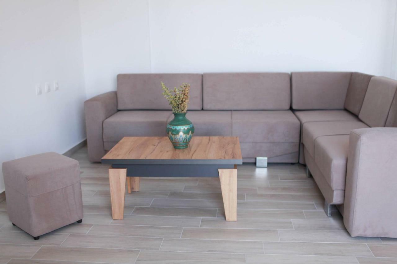 Mihalis Apartments Himare Ngoại thất bức ảnh