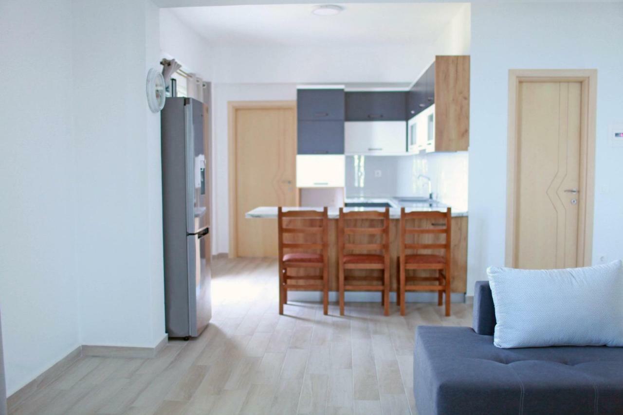 Mihalis Apartments Himare Ngoại thất bức ảnh